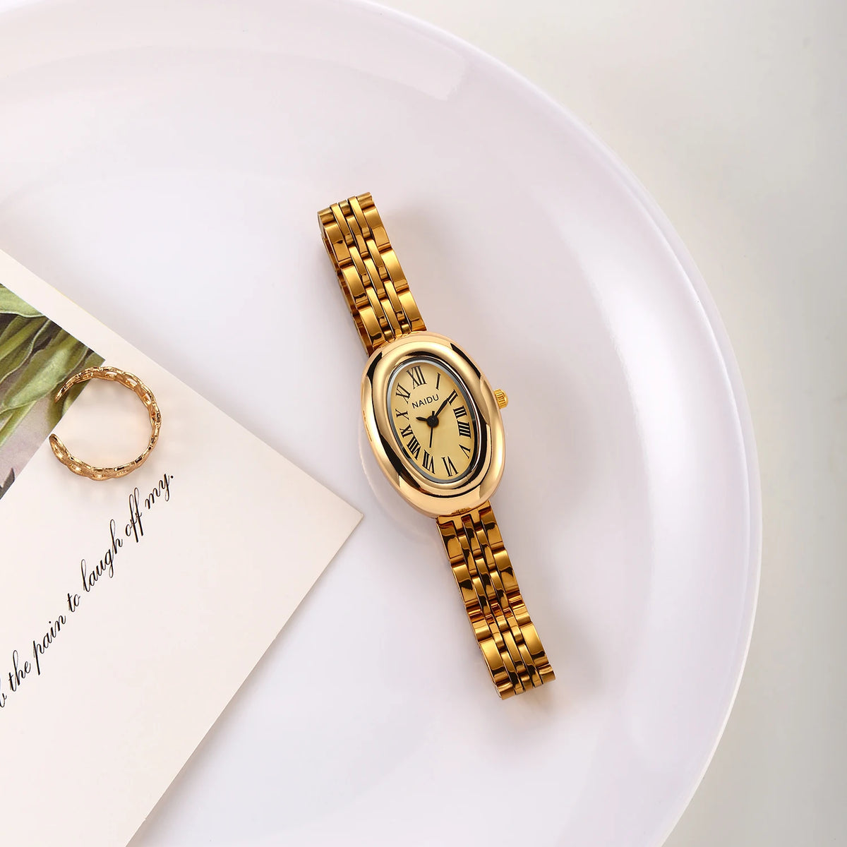 Retro Oval Roman Numeral Women's Quartz Watch | Classic Style