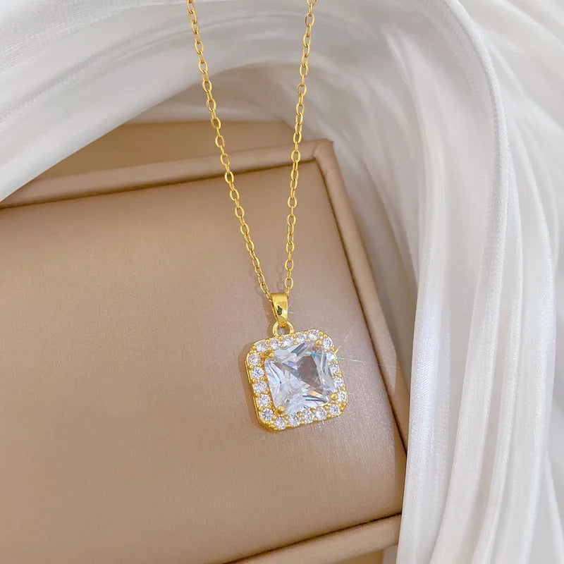 Geometric Square Pendant Necklace | Gold Clavicle Chain – Nixie Pendant Necklace Nixie
