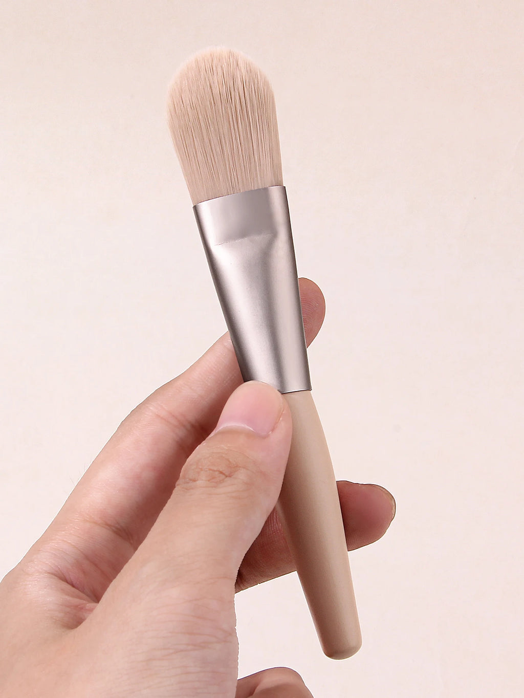 Nixie Premium Foundation Concealer Contour Brush – Wool Fiber Makeup Brush Nixie