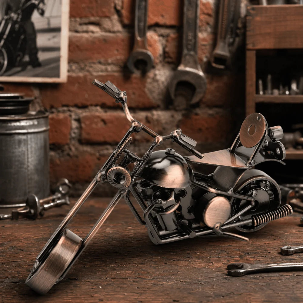 Handcrafted Iron Motorcycle Model – Movable Wheels & Handlebar Metal Motorcycle Figurine Nixie