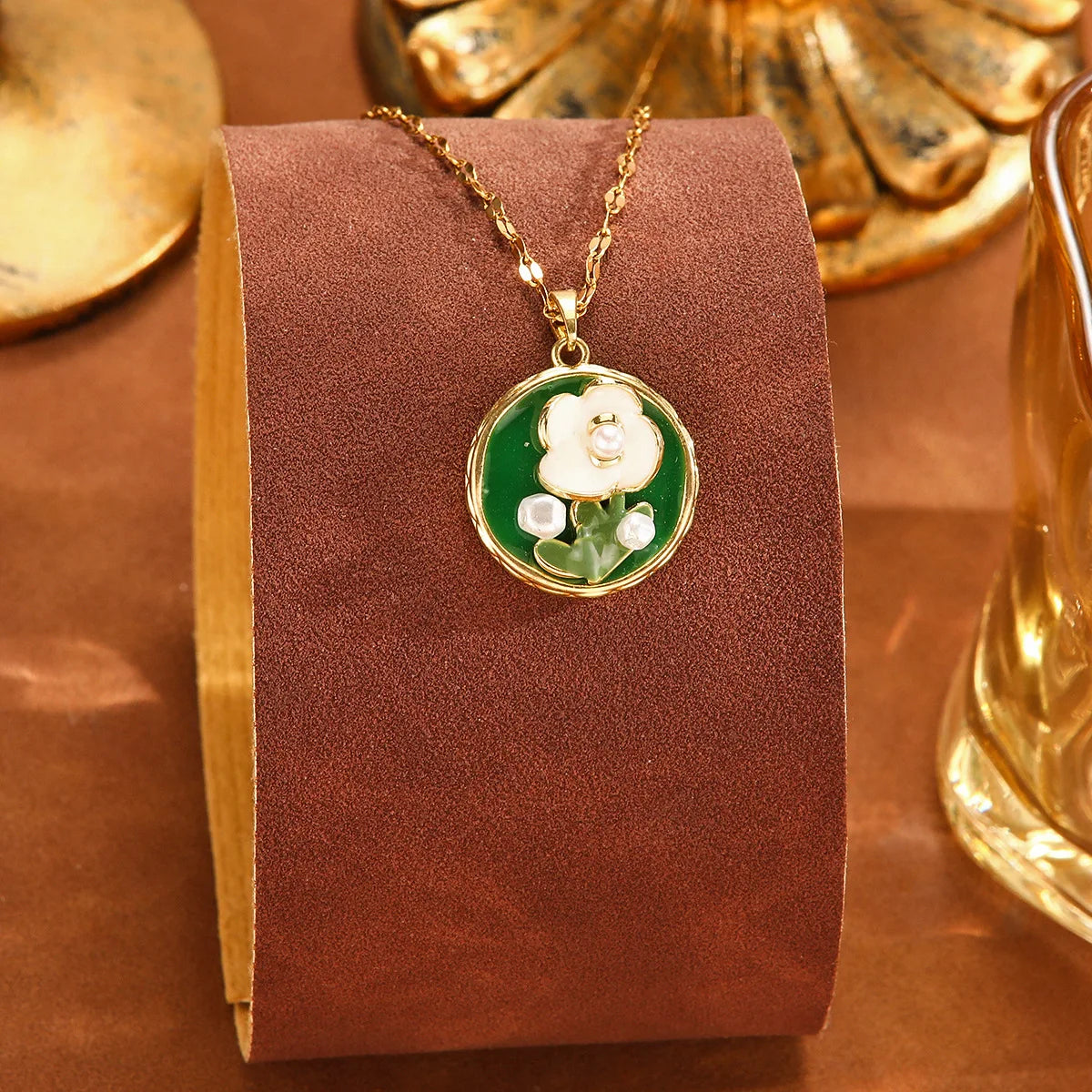 French Monet Garden Green Flower Necklace | Pearl & Gold Floral Pendant Necklace Nixie