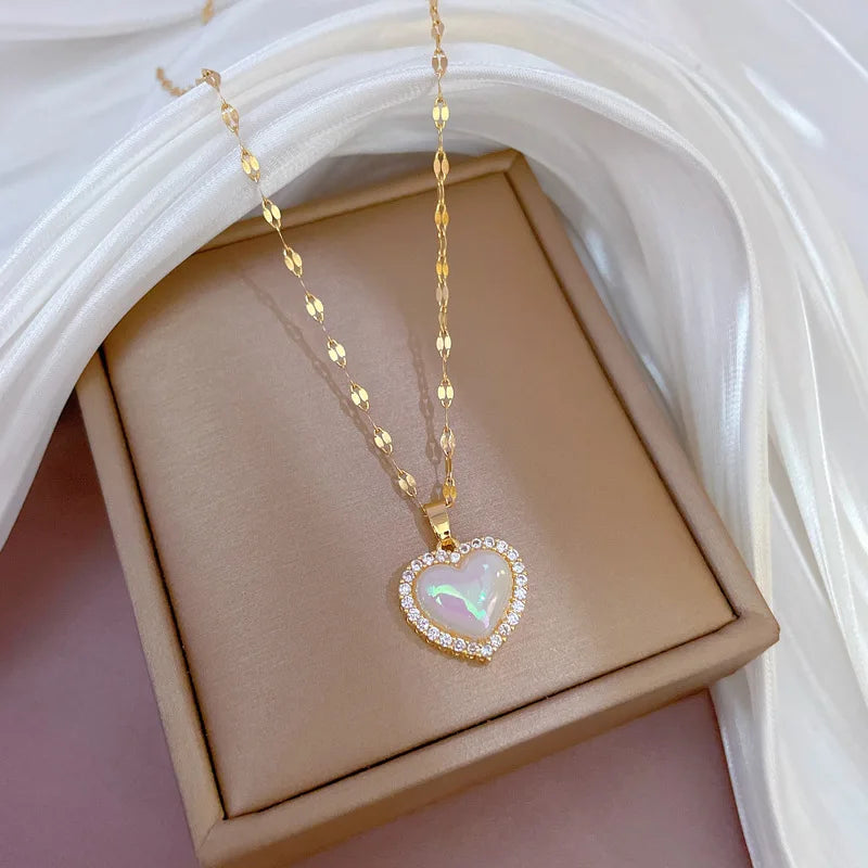 Heart Pendant Choker Necklace – Gold Stainless Steel & Zircon Pendant Choker Necklace Nixie