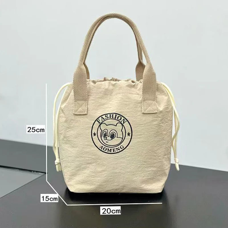 Cute Bear Insulated Lunch Bag – Large Capacity & Waterproof
