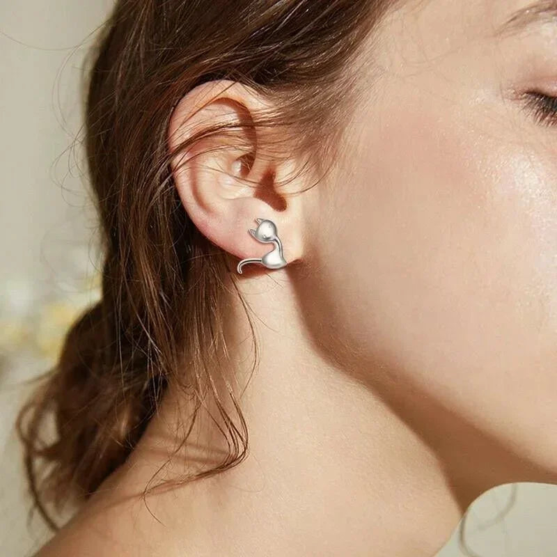 Kitten Stud Earrings – Vintage Glass Cat Design, Silver Plated Stud Earrings Nixie