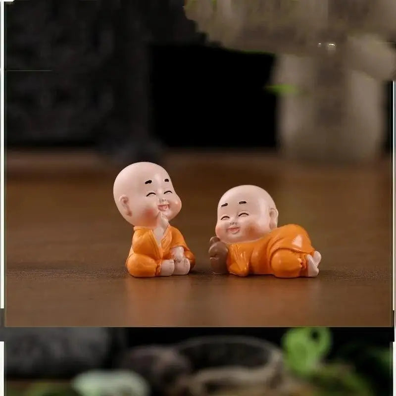 Mini Monk Resin Figurine | Zen Garden & Terrarium Decor Resin Figurine Nixie