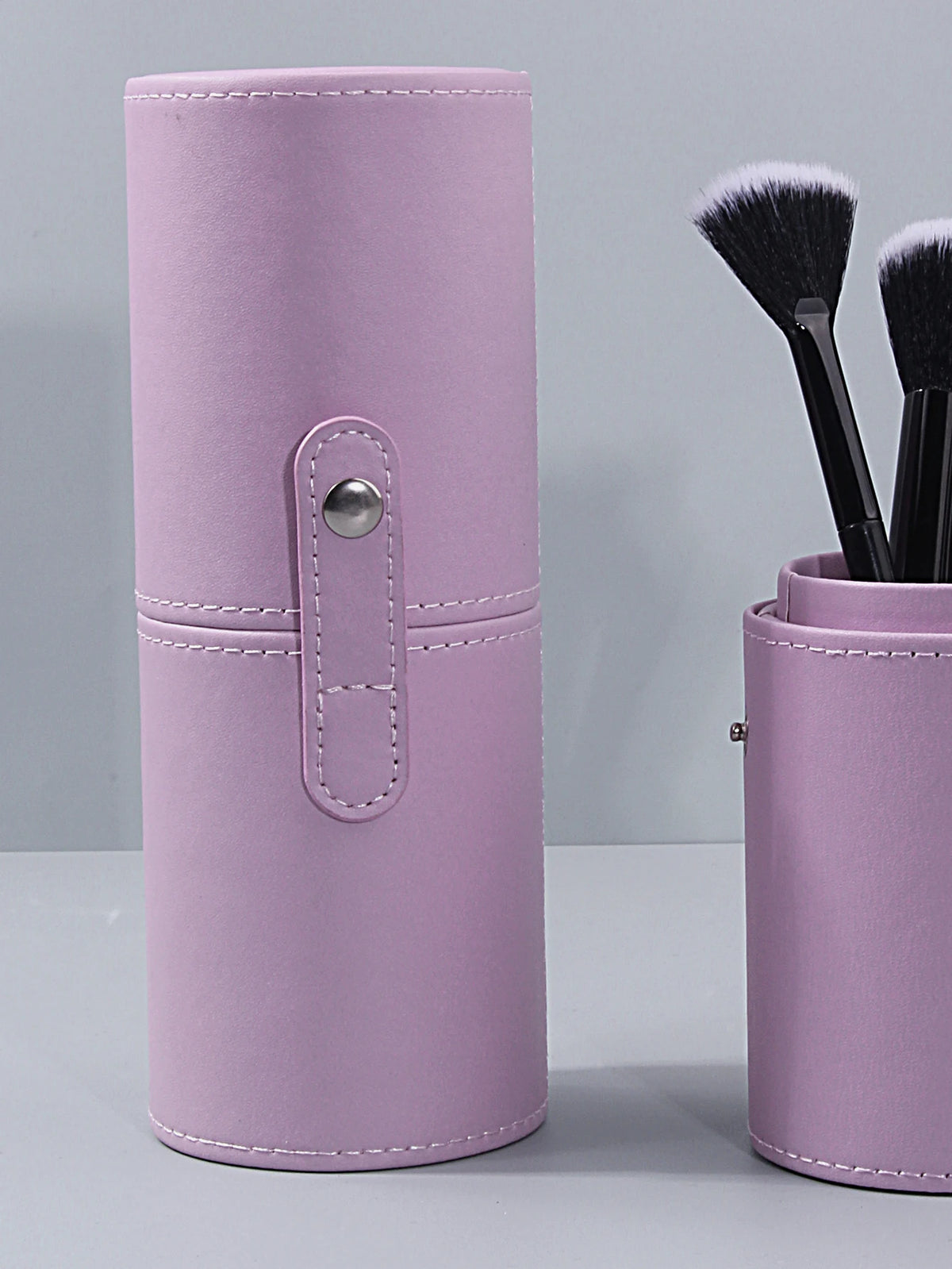 PU Leather Makeup Brush Holder – Large Capacity Organizer