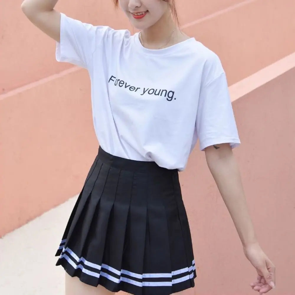 Vintage Korean Gothic Pleated Mini Skirt – Black & White Plaid Pleated Mini Skirt Nixie