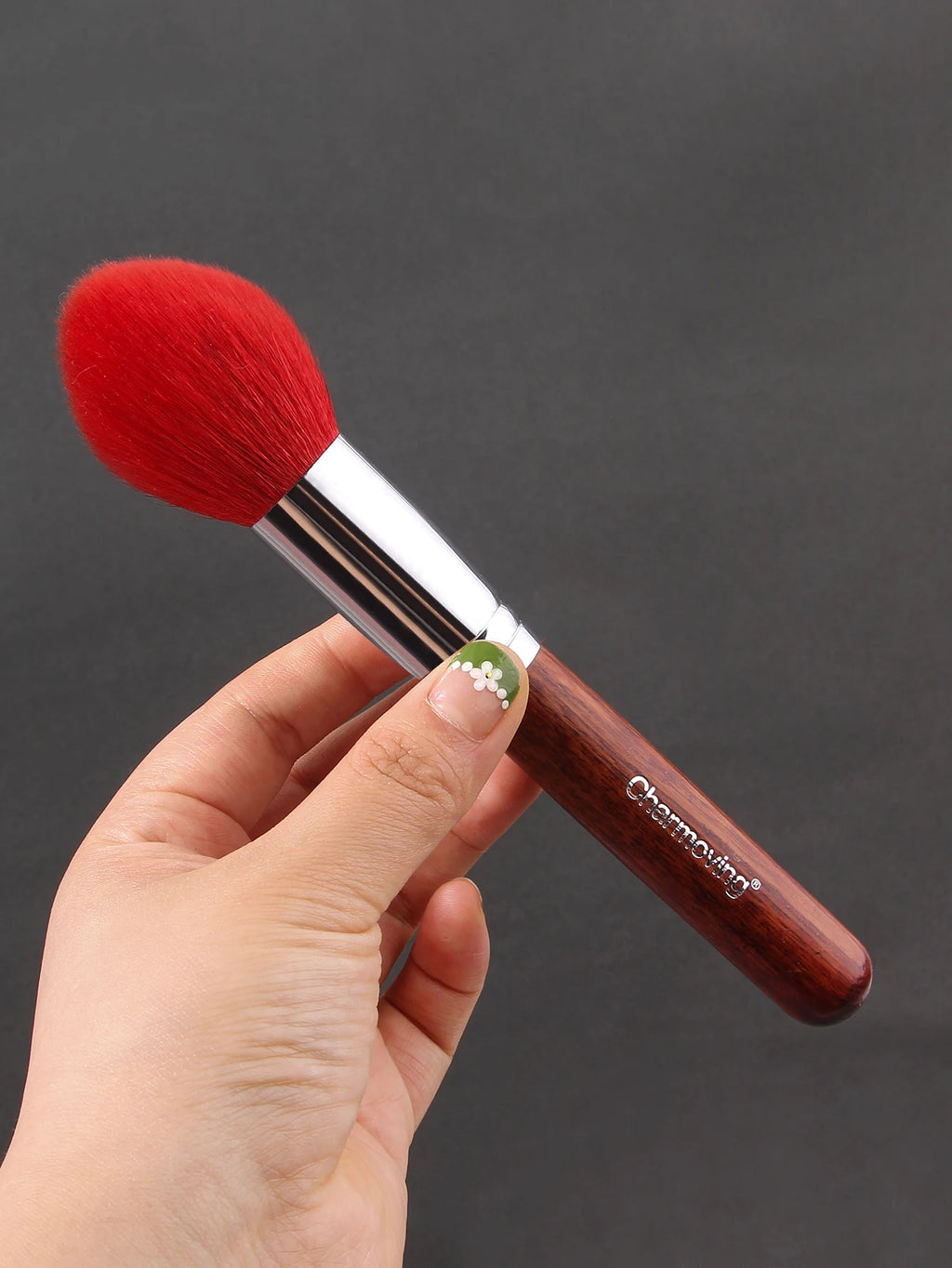 Goat Hair Makeup Brush – Blush, Highlight & Contour Makeup Brush Nixie