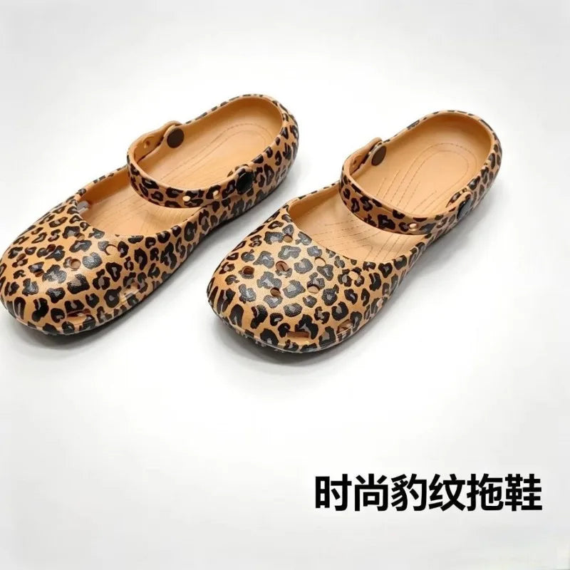 Women's Retro Leopard Print Closed-Toe Beach Slippers Women's Beach Slippers Nixie