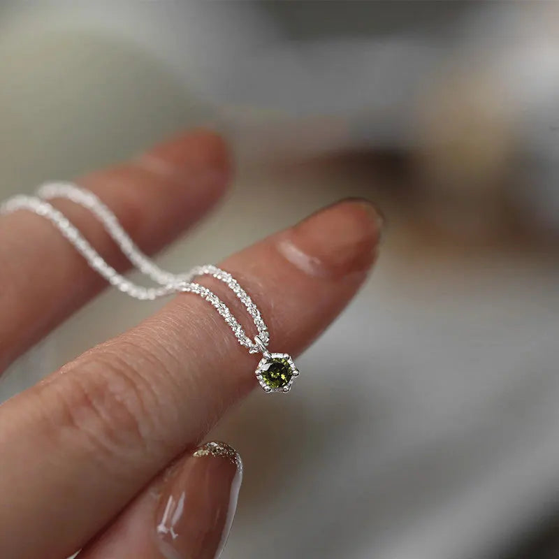 Green Diamond Sparkling Starlight Necklace – Elegant Collarbone Chain Pendant Necklace Nixie