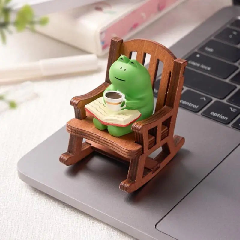 Cute Mini Frog Rocking Chair Resin Figurine Desk Décor Resin Desk Figurine Nixie