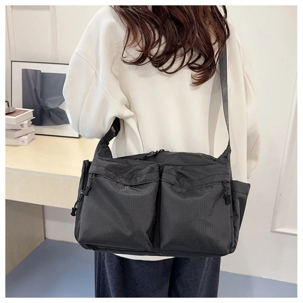 Women's Nylon Messenger Bag – Multi-Pocket Large Capacity Shoulder Messenger Bag Nixie