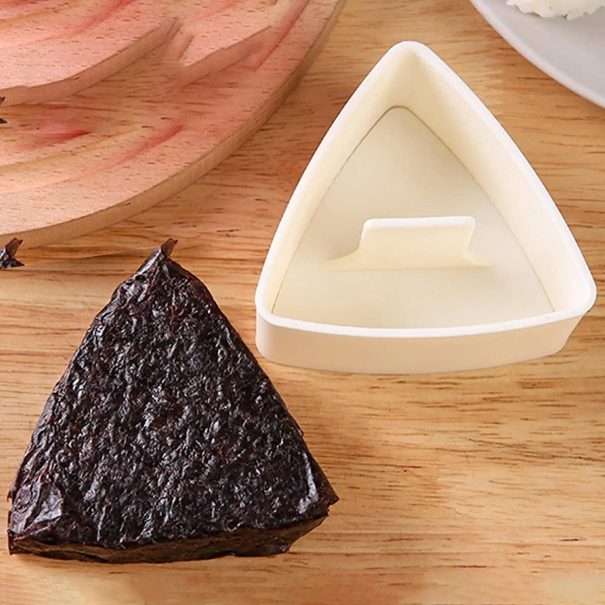 Onigiri Triangle Rice Ball Mold – DIY Sushi Bento Press Sushi Rice Mold Nixie