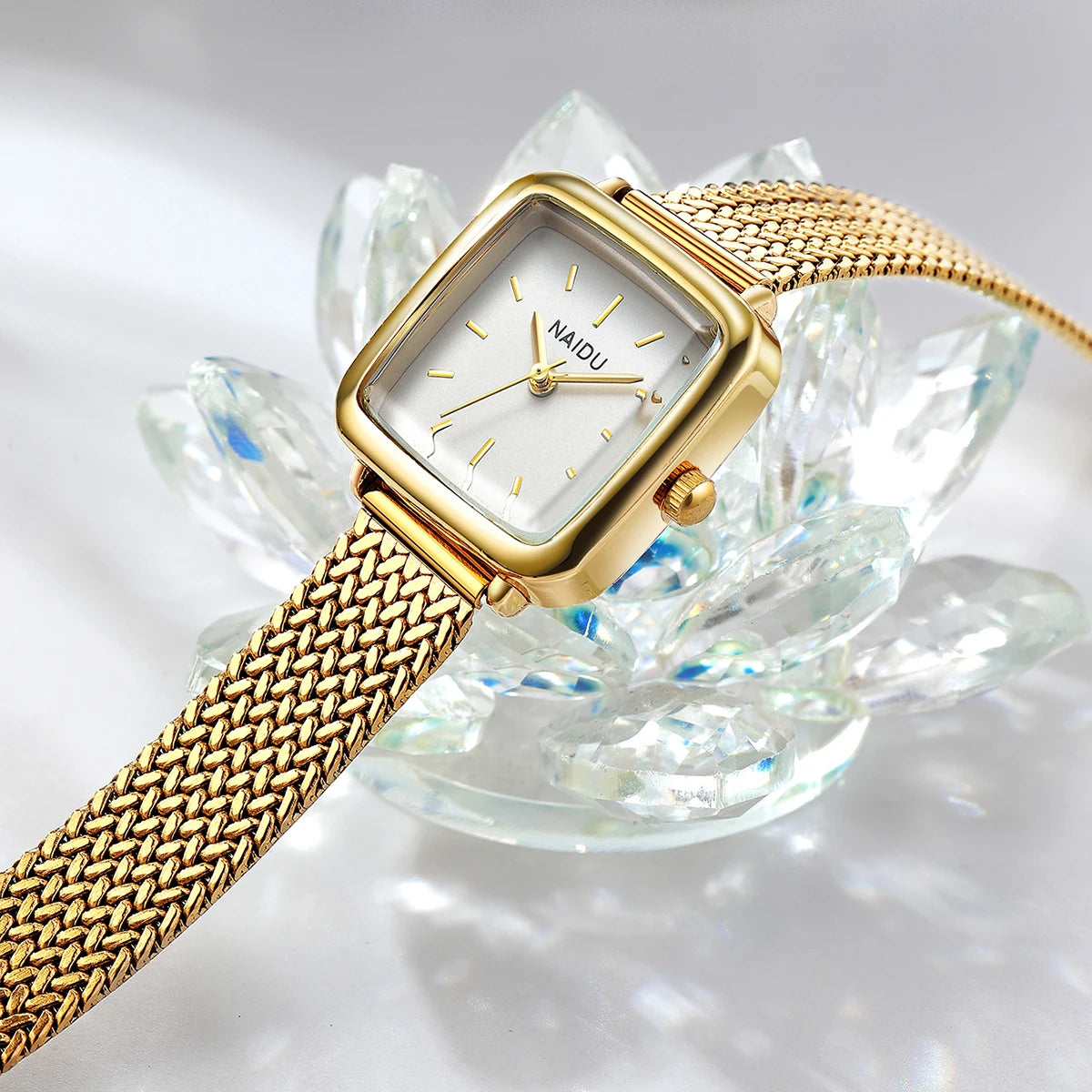 Women's Retro Small Square Quartz Watch – Steel Strap