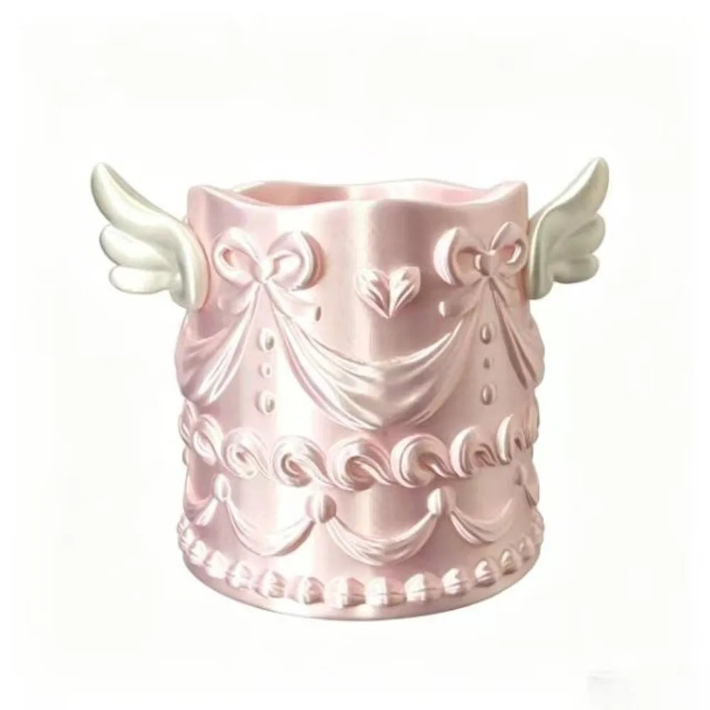 Silk Texture Makeup Brush Holder – Angel Wings Relief Design