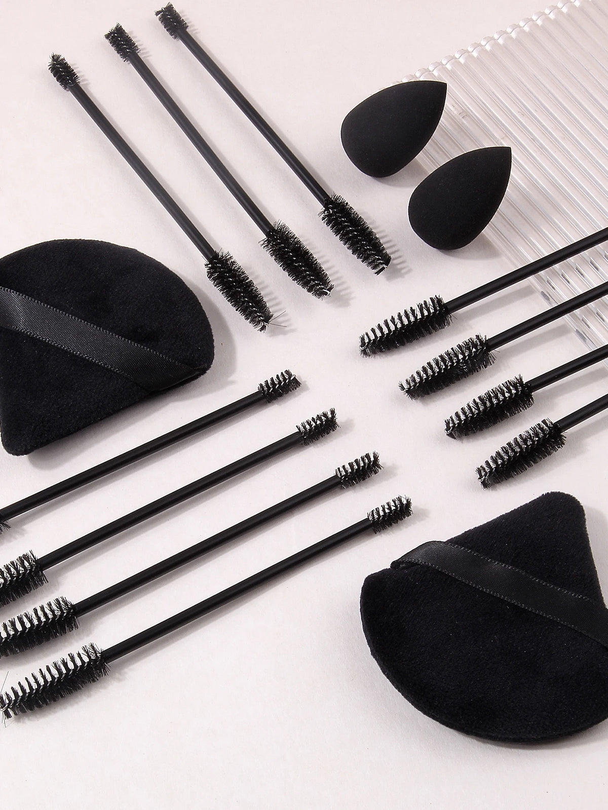 20 Mascara Wands & Eyebrow Brushes + 4 Makeup Sponges
