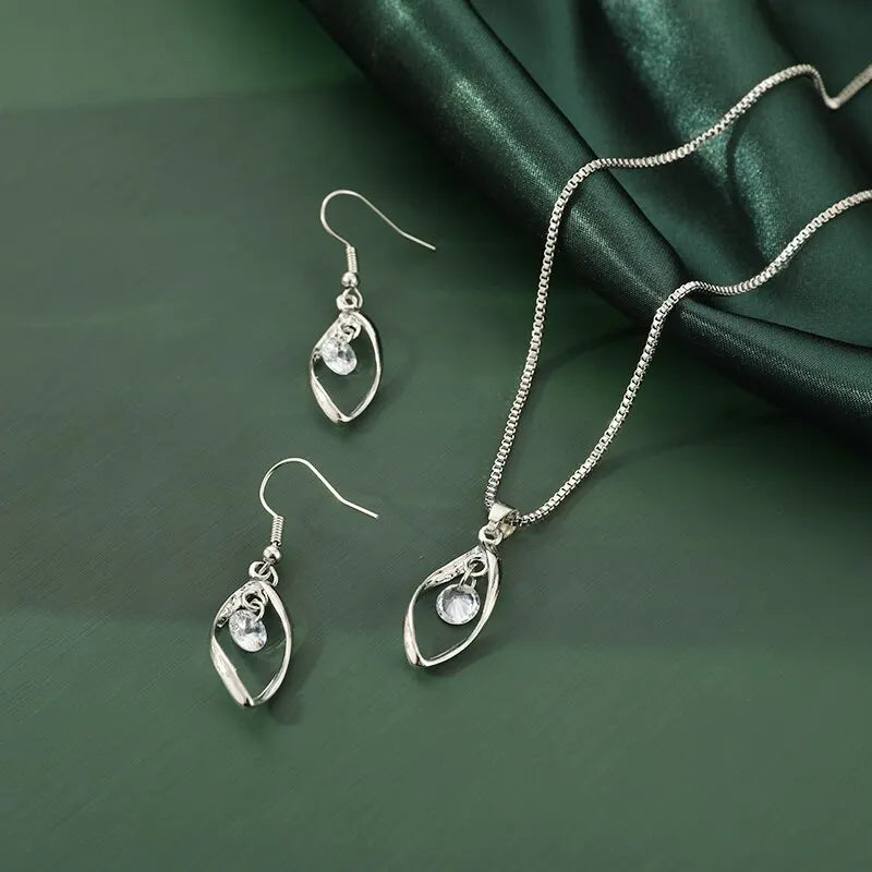 3-Piece Silver Crystal Necklace & Earrings Set | Nixie Fashion Jewelry Set Nixie