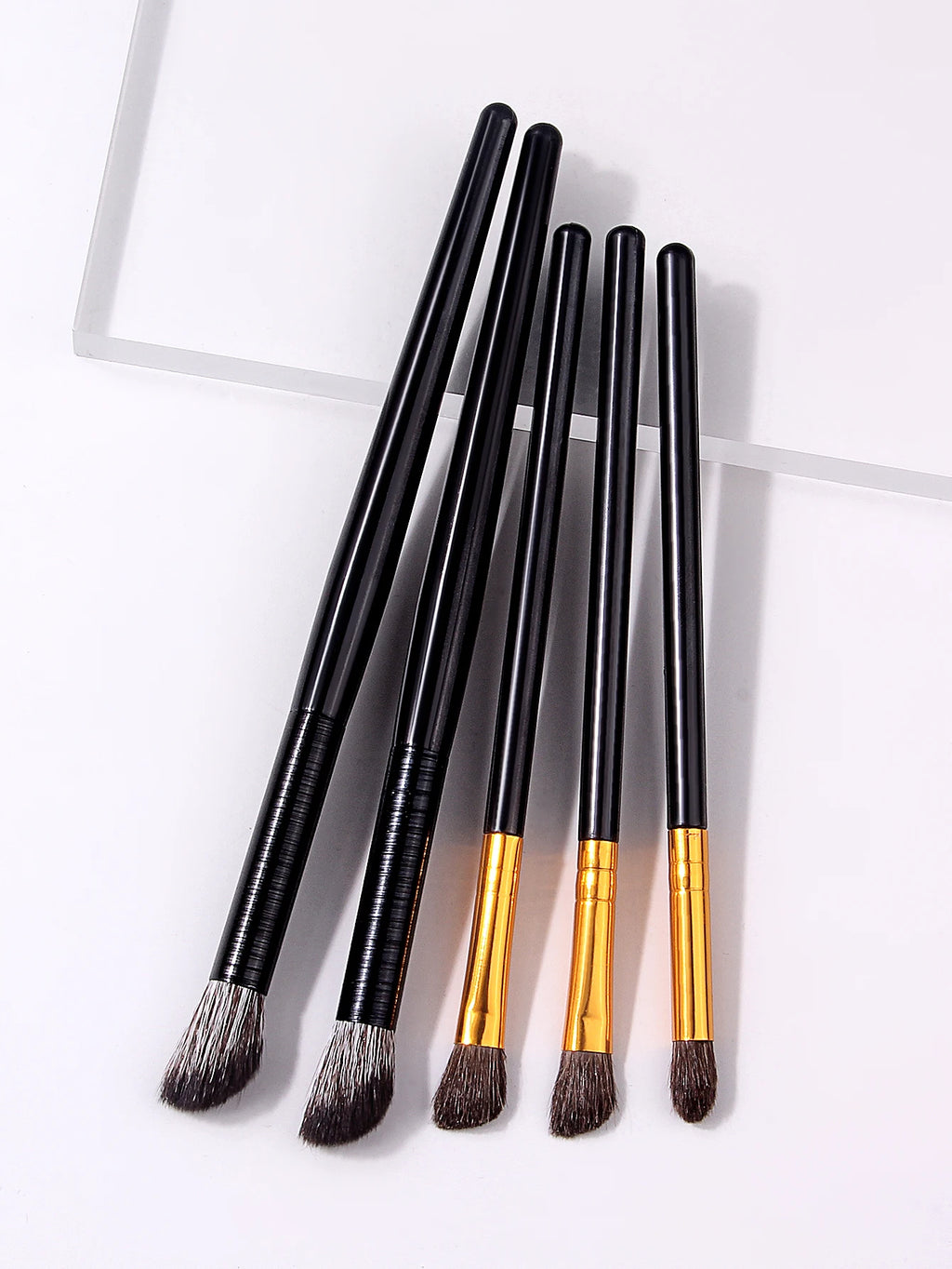 5-Piece Professional Eyeshadow Brush Set – Black Gold Handle Eyeshadow Brush Set Nixie