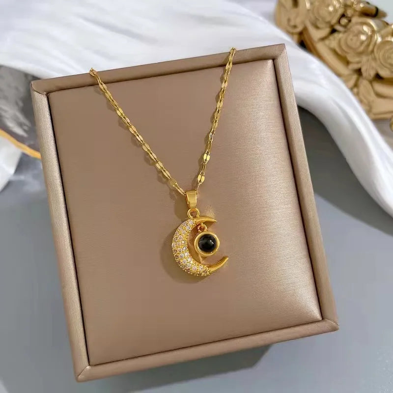 Moon Projection Necklace – "I Love You" in 100 Languages Pendant Necklace Nixie