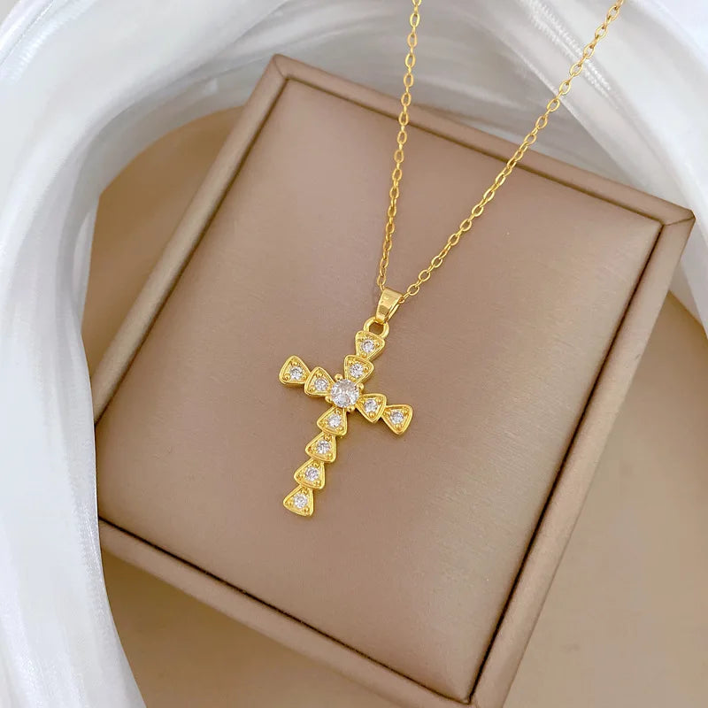 Women's Gold Cross Pendant Necklace – Stainless Steel Choker Pendant Necklace Nixie