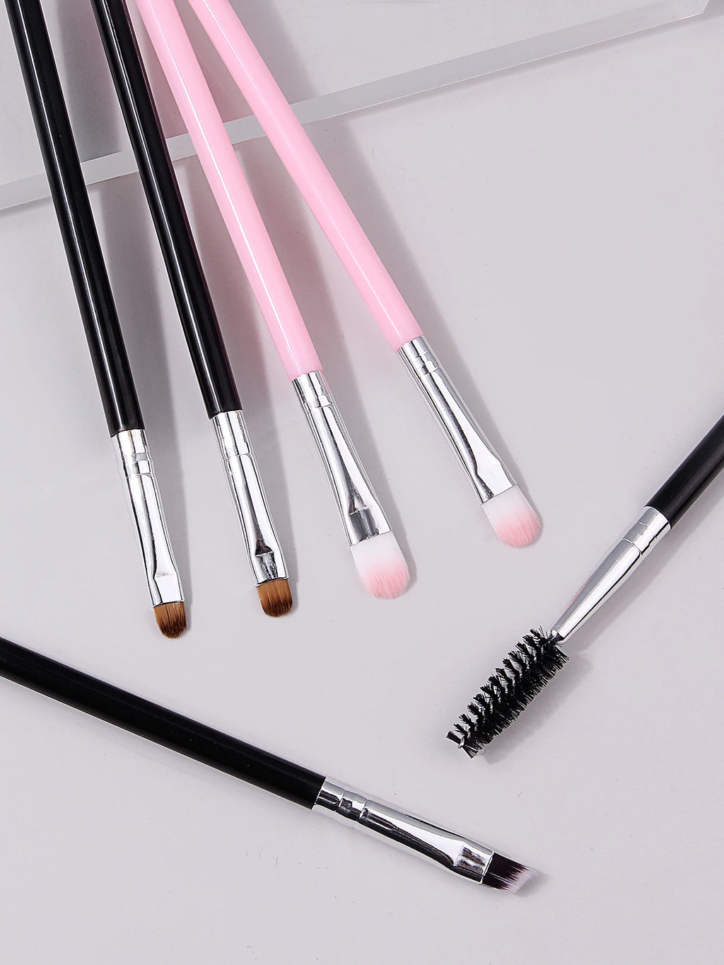 6-Piece Soft Synthetic Makeup Brush Kit – Foundation & Blush Makeup Brush Set Nixie